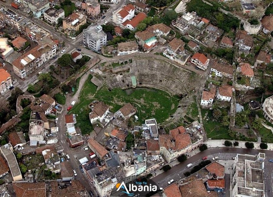 Nis puna për zbulimin e plotë të Amfiteatrit të Durrësit
