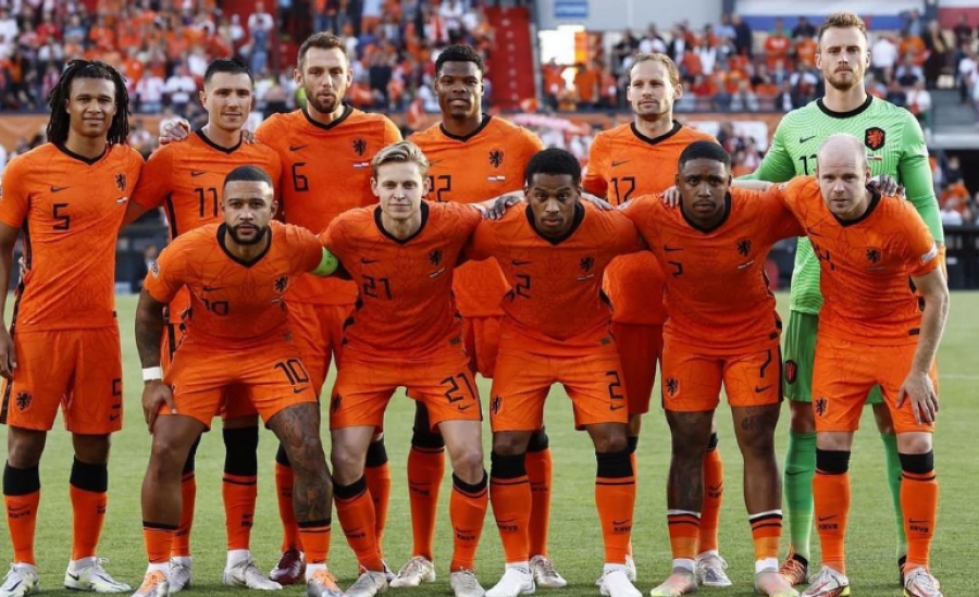 Infektohen me virus 5 lojtarë te Holanda, largohen nga grumbullimi një ditë para ndeshjes me Francën