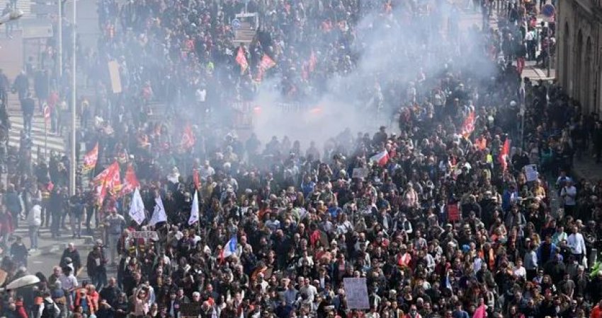 Protestat në Francë, policia arreston 457 persona
