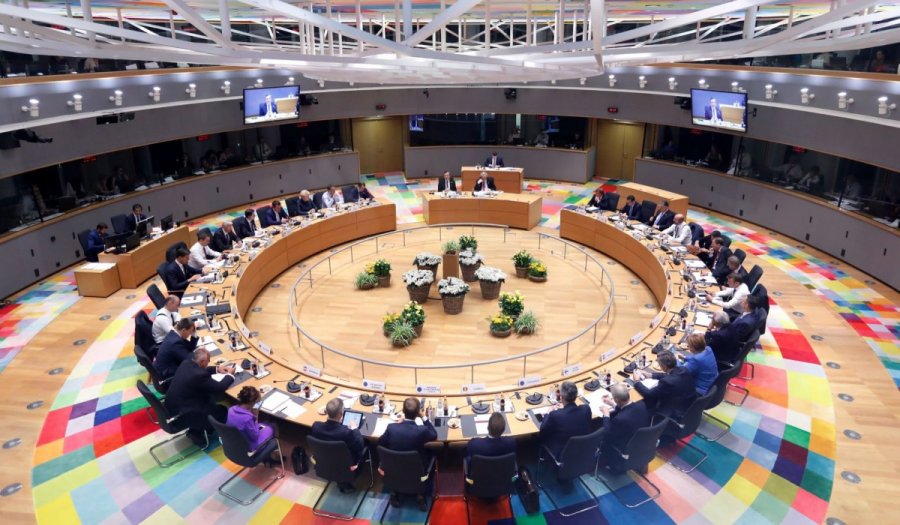 Këshilli Evropian: Kosova dhe Serbia duhet të zbatojnë marrëveshjen