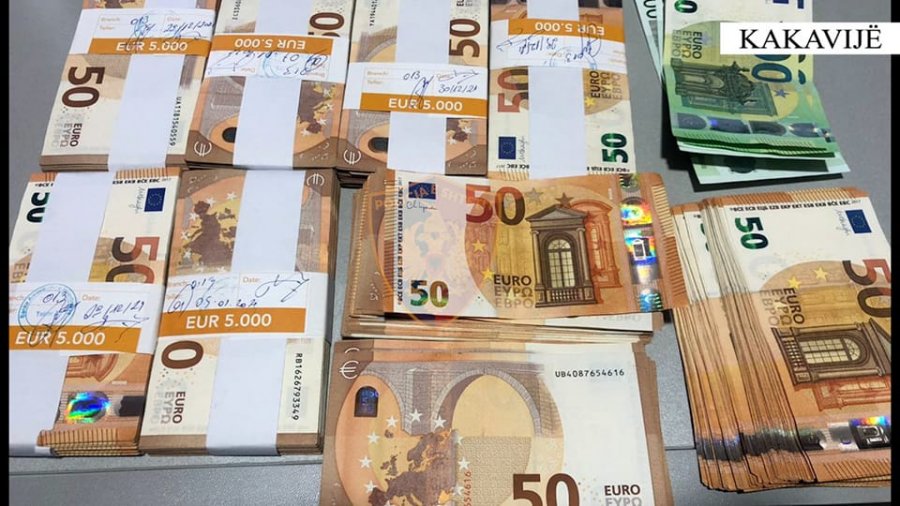 Po shkonte në Greqi me 45 mijë euro në çantë, Policia e Kakavijës i sekuestron paratë, gjirokastritit