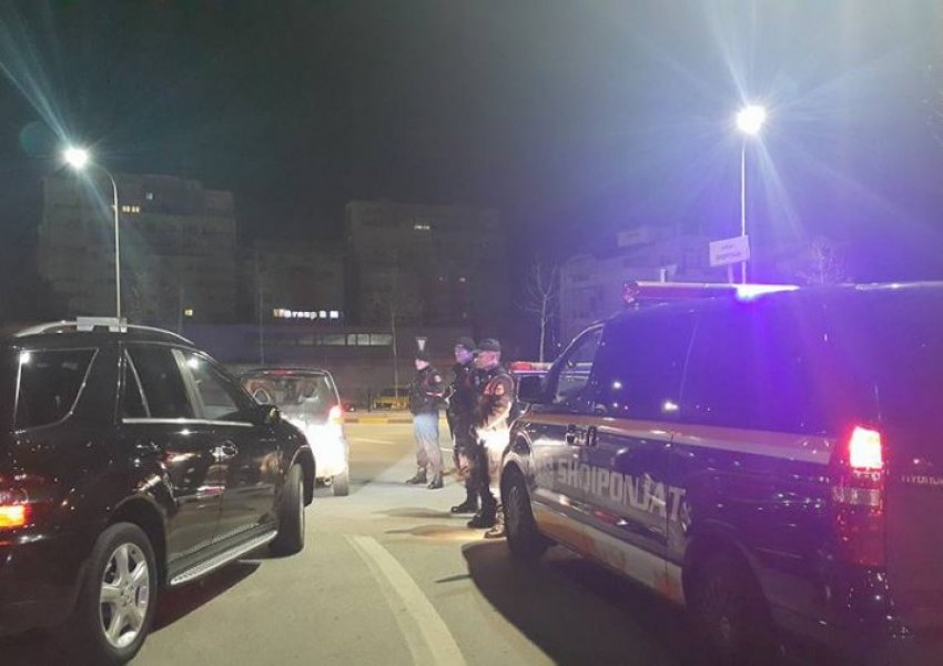 Qëlloi mbrëmë me armë drejt makinës së Sajmir Reçit, arrestohet një nga autorët