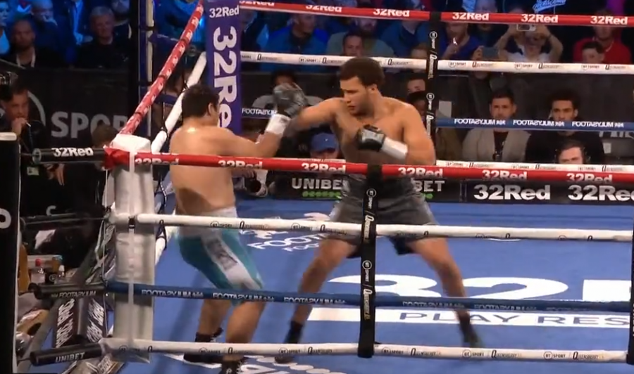 VIDEO/ Knock-Out për 35 sekonda, befason boksieri 18-vjeçar britanik