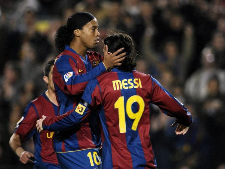 Ronaldinho dëshiron që Lionel Messi të kthehet në Barcelonë