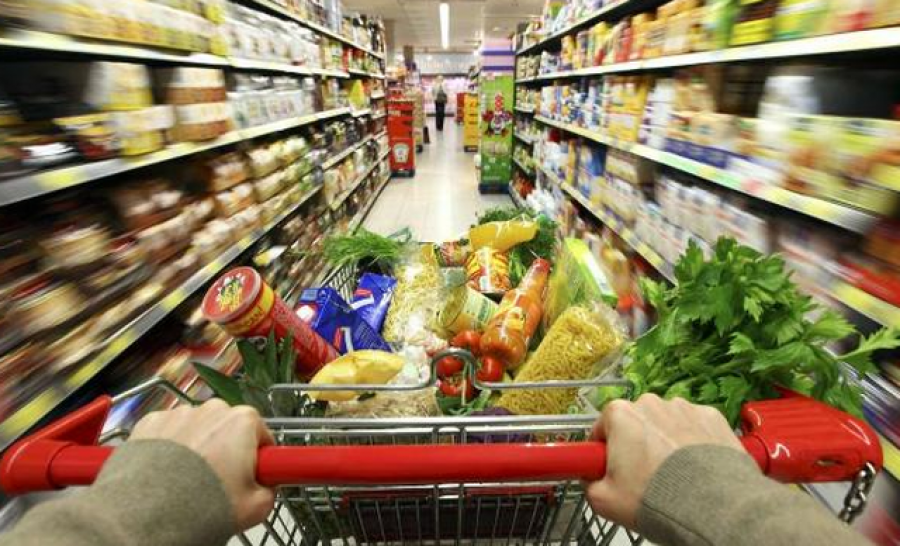 Italia ndalon ushqimet artificiale/ Produktet laboratorike nuk garantojnë cilësi