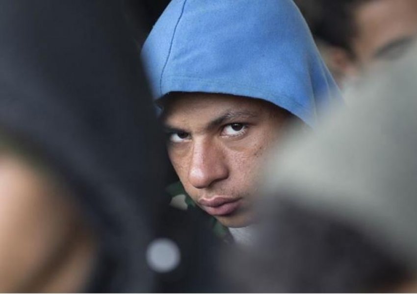 Evropa kritikohet për trajtim ‘çnjerëzor’ të emigrantëve