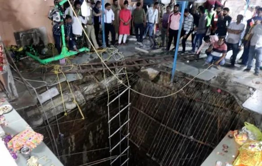 Shembet dyshemeja e tempullit, mbi 13 besimtarë humbin jetën