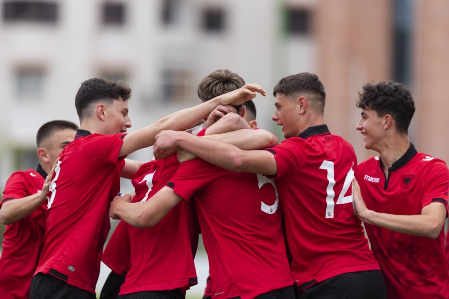 Turneu UEFA Development U-16/ Shqipëria e nis me këmbën e mbarë, thyen Moldavinë në Shtëpinë e Futbollit