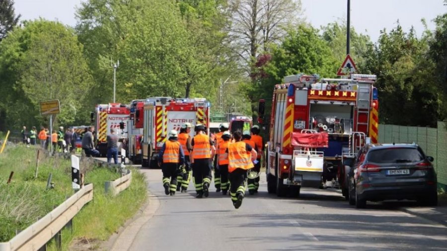 Dy persona kanë humbur jetën në një aksident treni në Gjermani
