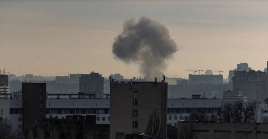 Ukraina vendoset në alarm, Rusia nis sulmet në disa rajone të vendit
