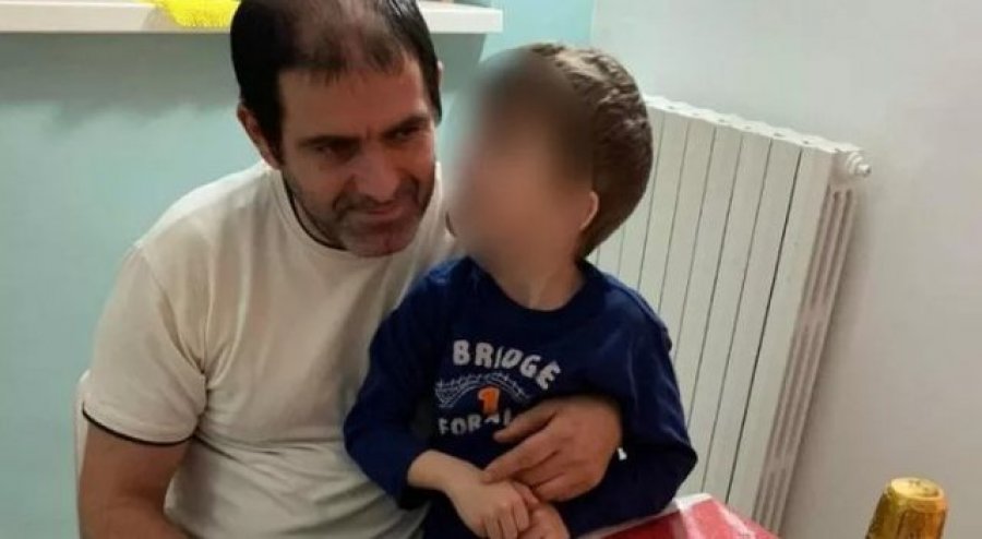 Vrasja në Itali, 5-vjeçari shqiptar shpëtoi duke u fshehur pas divanit, Policia e gjeti duke u dridhur