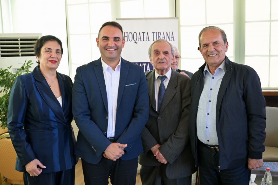 Këlliçi me 'Shoqatën Tirana': Ndryshimi do të sjellë trajtim të barabartë për gjithë komunitetet, jo lënie pas dore