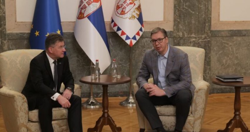 Lajçak në Serbi, takon Vuçiqin dhe Petkoviqin, diskutohet për zbatimin e Marrëveshjes