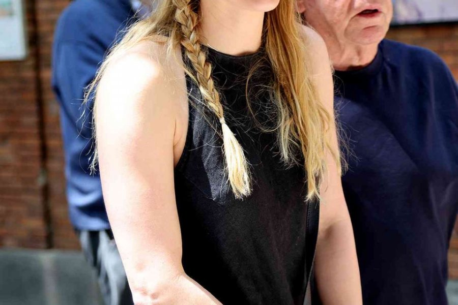 Nuk ka qetësi për Amber Heard, fansat e 'përndjekin' deri në Madrid