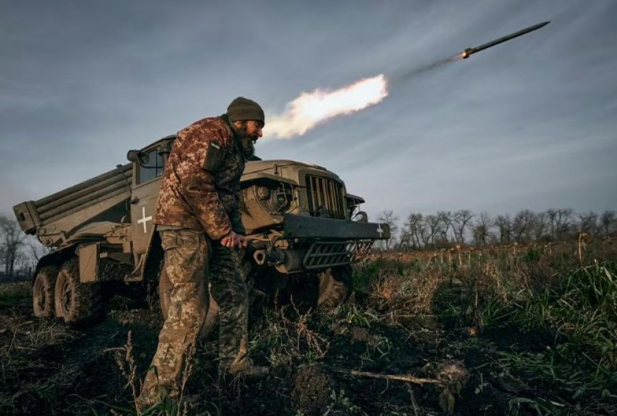 Rusia: Ukraina na sulmoi në Luhansk me raketat britanike