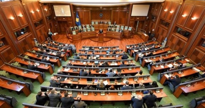 Hulumtuesit e Kuvendit me kritika për deputetët, mosvotimi i ligjeve i dëmton qytetarët 