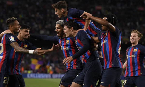 Barcelona mund të shpallet sonte kampione në Spanjë në derbin me Espanjolin