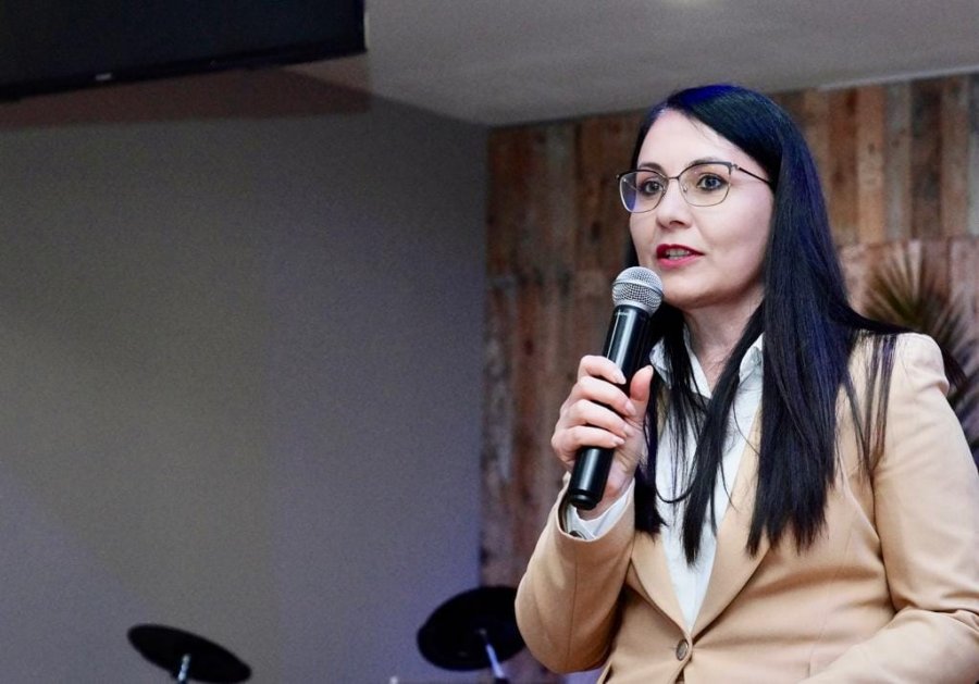 PS fiton bashkinë e Lushnjës, Eriselda Sefa fiton mandatin e parë të sajin si kryebashkiake