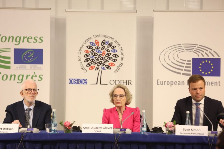 Përfaqësuesit e ODIHR: Munguan debatet mes kandidatëve dhe programet e tyre elektorale