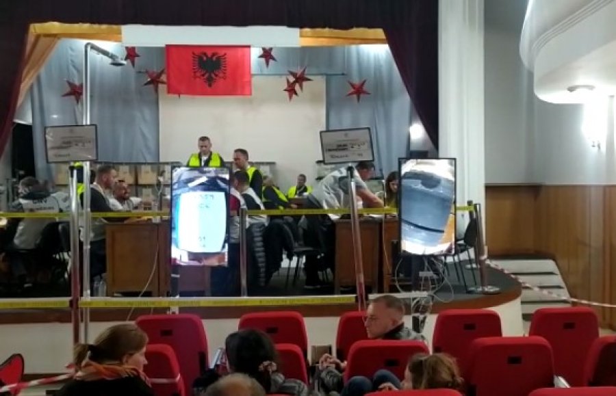 Numërohen kutitë e fundit në Memaliaj, kandidati i 'Bashkë Fitojmë' drejt fitores