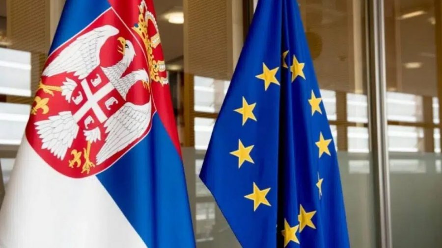 Serbia rrezikon liberalizimin e vizave