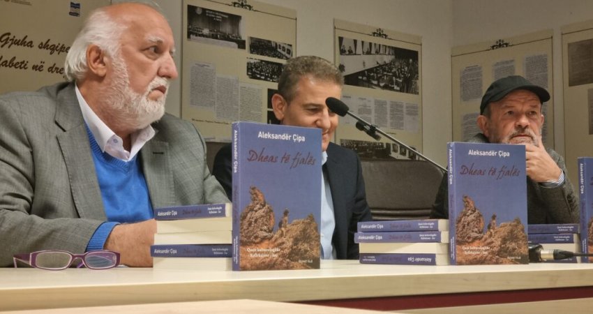 Promovohet libri 'Dheas të fjalës' i Aleksandër Çipas