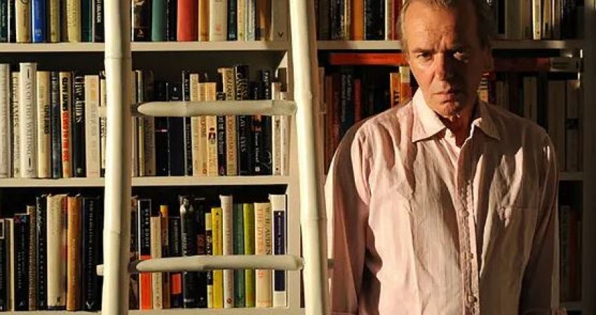 Ndahet nga jeta në moshën 73-vjeçare romancieri i famshëm britanik