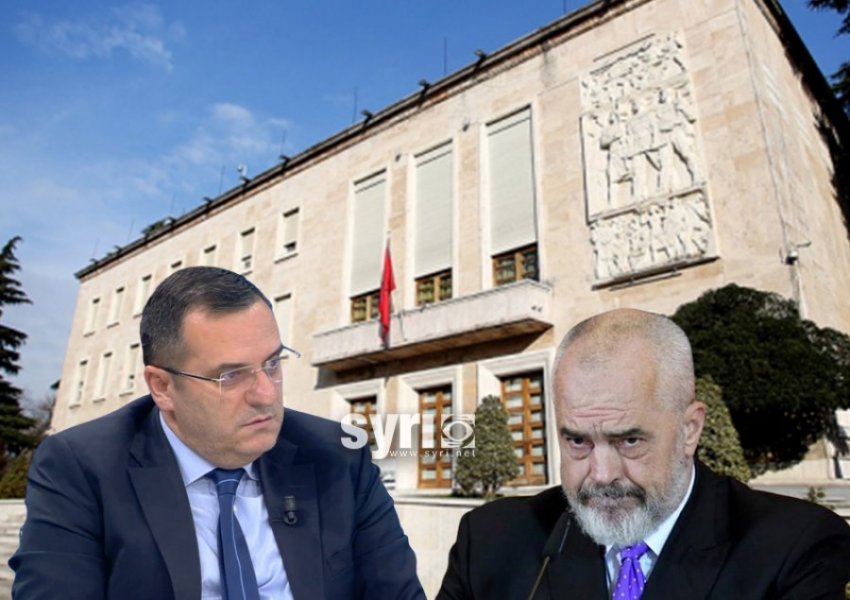 Mazhoranca kanos me luftë civile, mosbindjen civile të opozitës