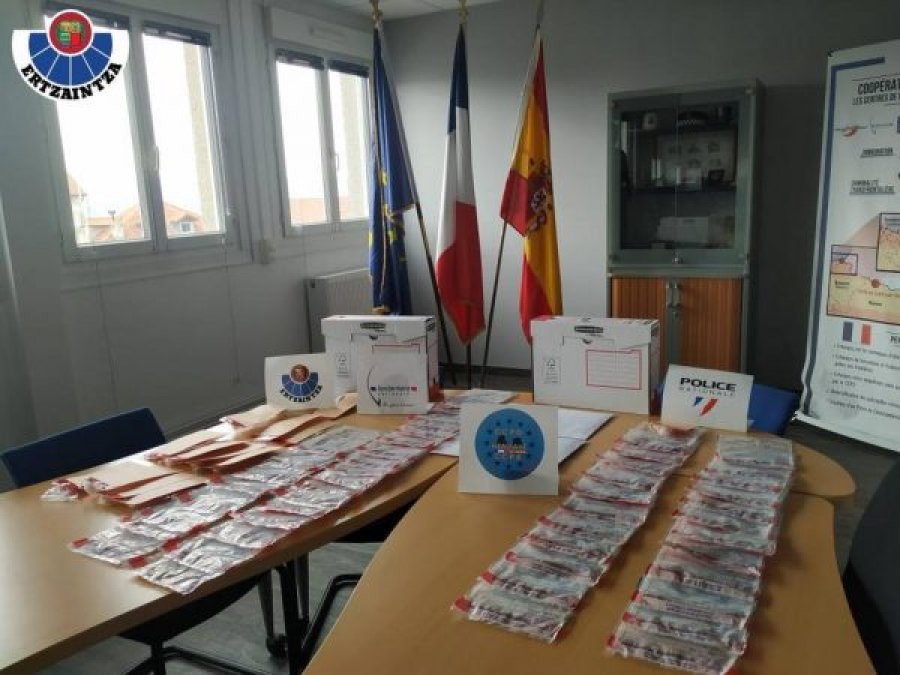 Vodhi bizhuteri me vlerë mbi 67 mijë euro, arrestohet 'skifteri' shqiptar në Spanjë