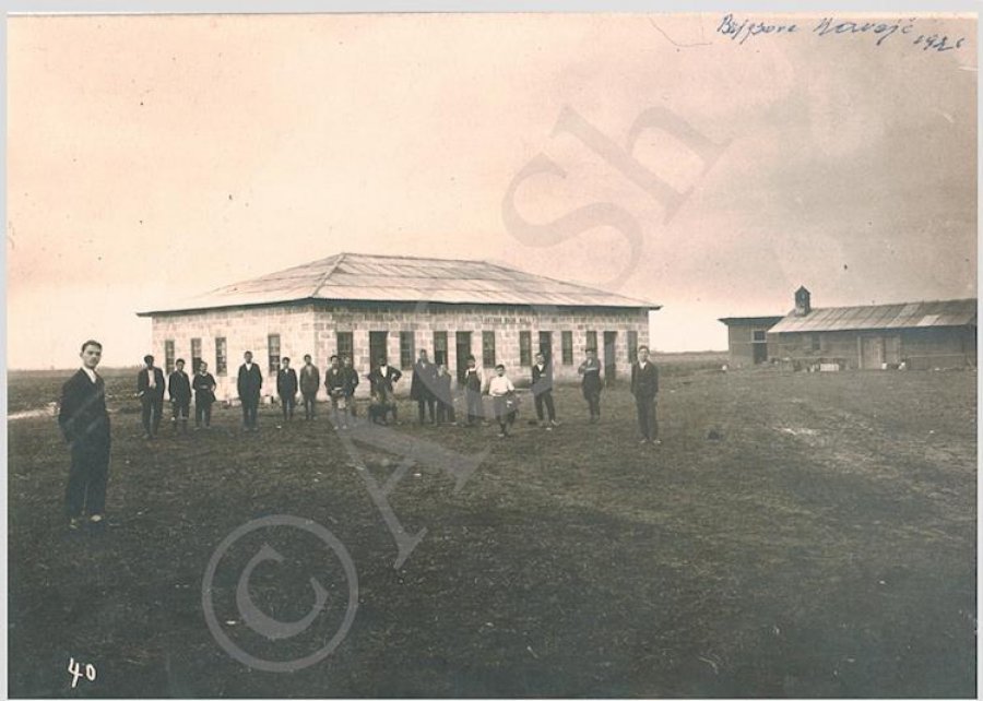 Rezidentët e parë amerikanë në Shqipëri
