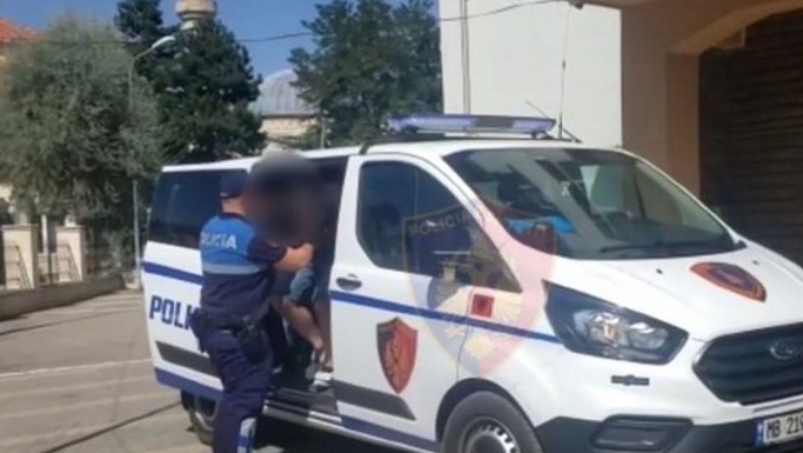 Shkëmbim zjarri mes një grupi kriminal dhe policisë në kufirin Shqipëri-Kosovë. 6 të arrestuar