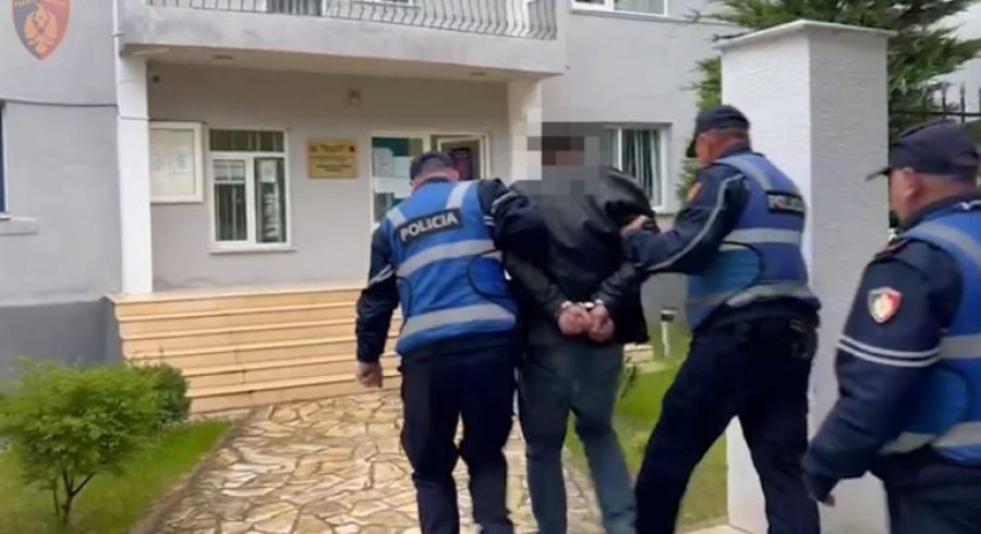 Tentoi të vriste me sëpatë fqinjin pas konfliktit banal, arrestohet 38-vjeçari në Pogradec