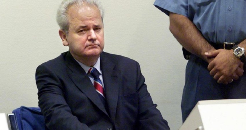 Dita kur gjykata konfirmoi padinë kundër Slobodan Millosheviqit