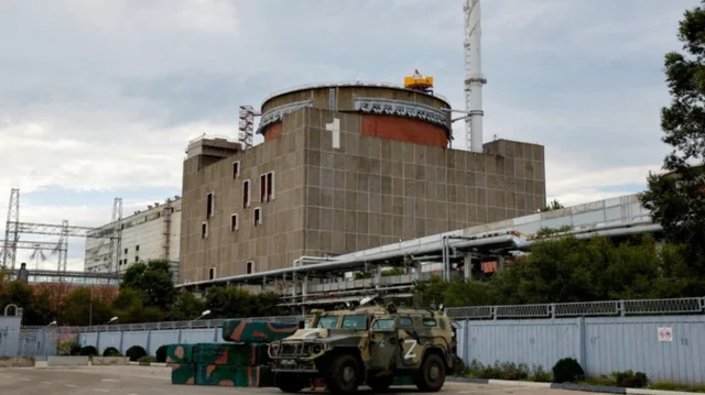 Ukraina: Rusia po planifikon një aksident bërthamor në Zaporizhia