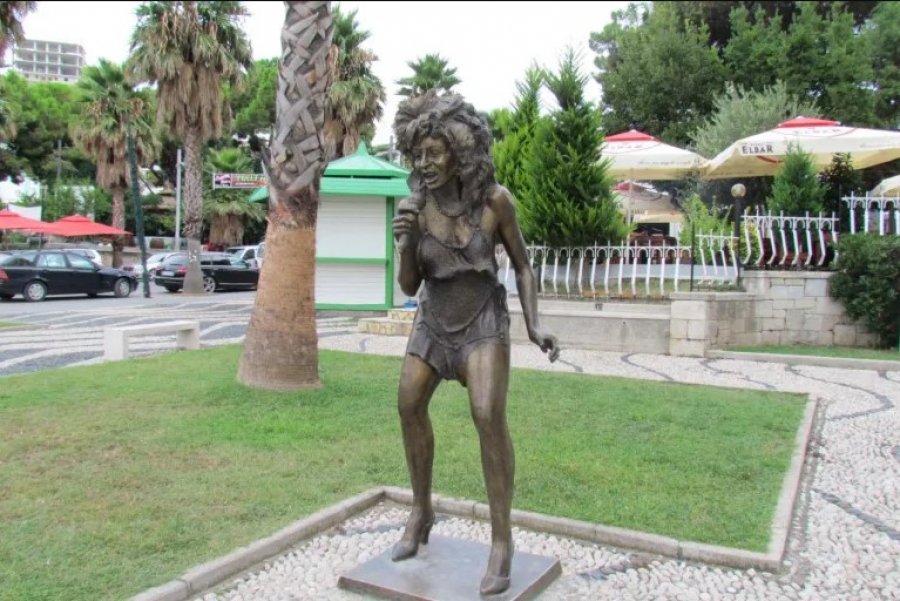 Reportazhi/ Si u bë Tina Turner një ikonë e pazakontë në Shqipëri
