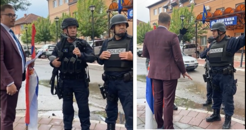 Politikani serb ua lexon ligjin policëve në veri me flamurin serb, ata e largojnë nga objekti i komunës