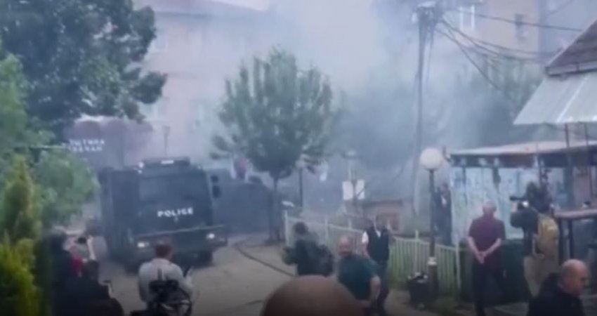 Serbët kanë paralajmëruar edhe sot protesta në veri
