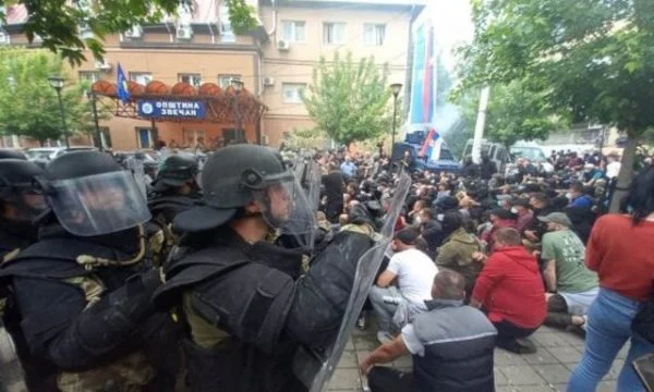  Serbët nuk ndalen, Millosavleviq: Nesër protesta do të jetë edhe më masive