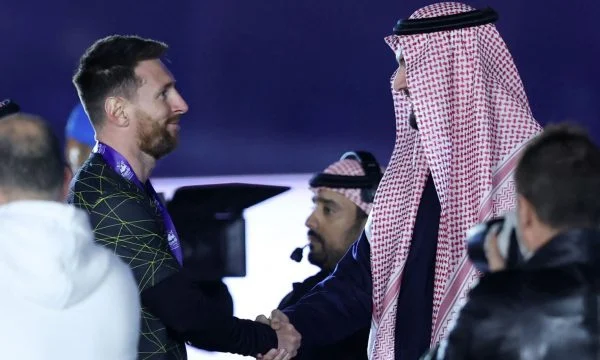 Babai i Messit e pranon ofertën rekorde të Al-Hilal?
