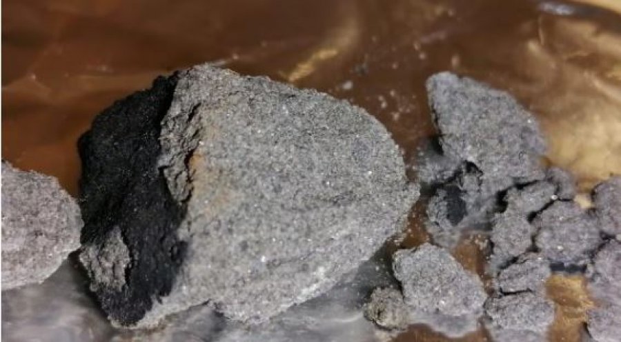 Disa mund të peshojnë 1 kg, në Kremones fillon gjuetia për meteoritin e mesnatës