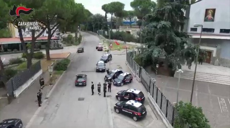 Kur mafia synon shtetin/ Lidhje me zyrtarë për të përfituar kontrata publike, policia italiane godet grupin e Camorras