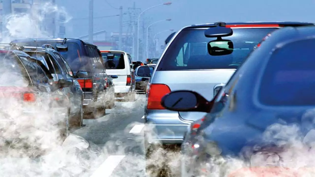 Ndotje e lartë e ajrit, KLSH: Mosha mesatare e automjeteve ka ardhur në rritje
