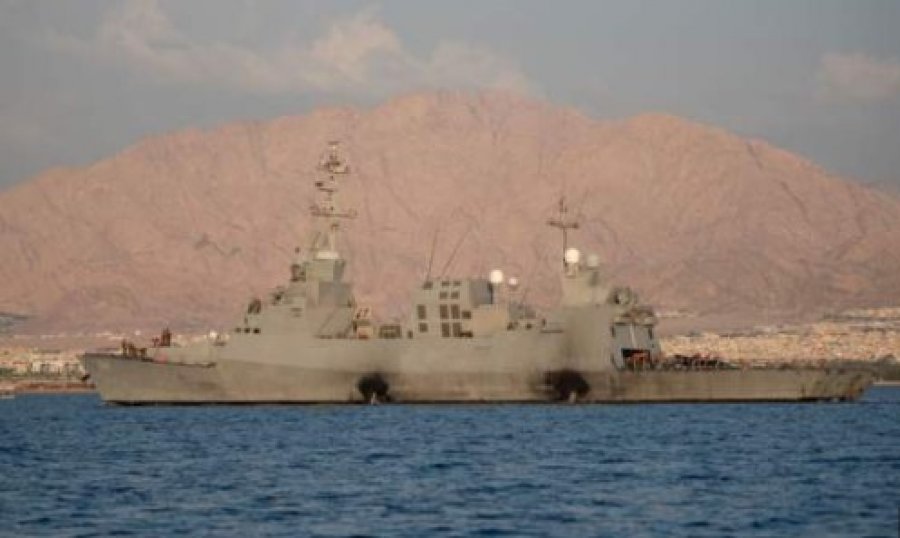 Izraeli dërgon anije me raketa në Detin e Kuq