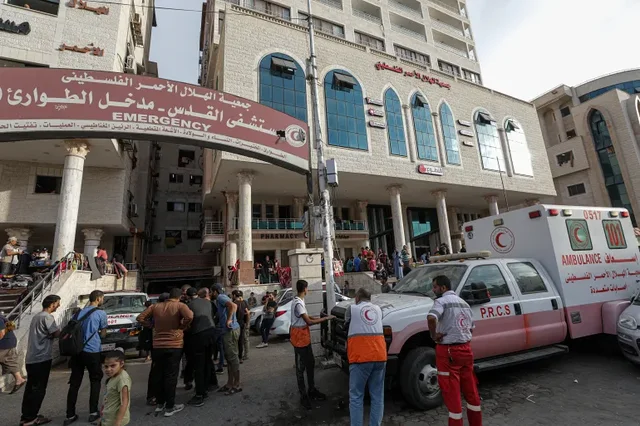 Sulmet ajrore izraelite godasin sërish spitalin e qytetit të Gazës ku strehohen mijëra njerëz, plagosen të paktën 21 persona