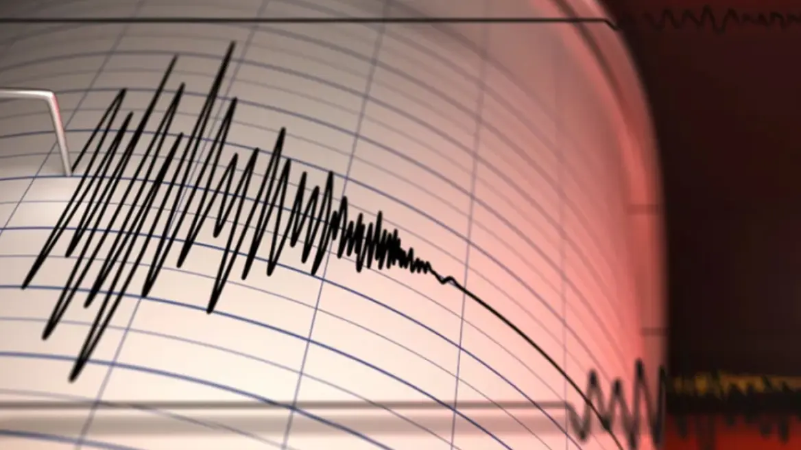 Tërmet 5.2 ballë në ishullin Evia, është ndjerë edhe në Atikë