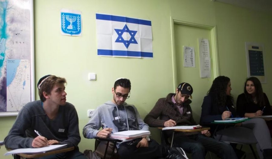 Emigrantët e mbërritur rishtazi në Izrael gjenden papritmas në luftë