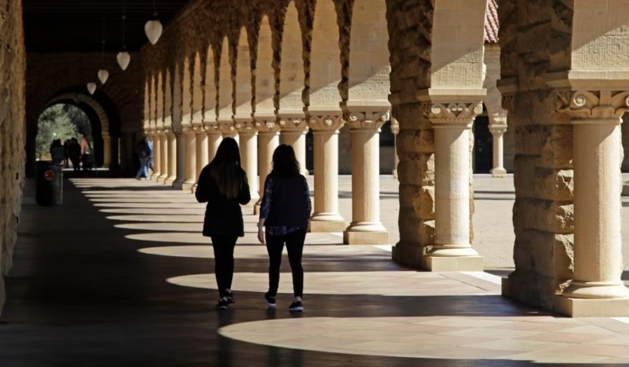 Si mund të arsimohen studentët ndërkombëtarë në universitetet amerikane?