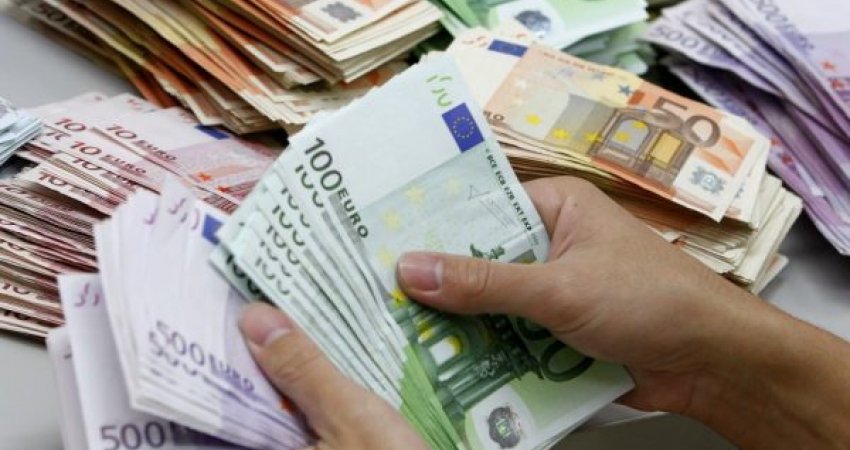 Qeveria mbyll vitin me 365 milionë euro depozita në BQK 