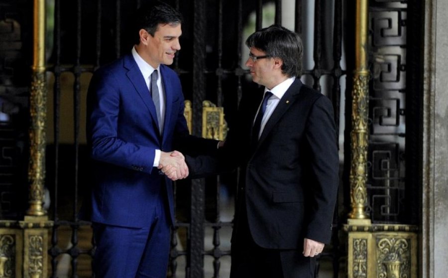 Nevoja për pushtet, Sanchez arrin marrëveshje me njeriun që po lufton për pavarësinë e Katalonisë