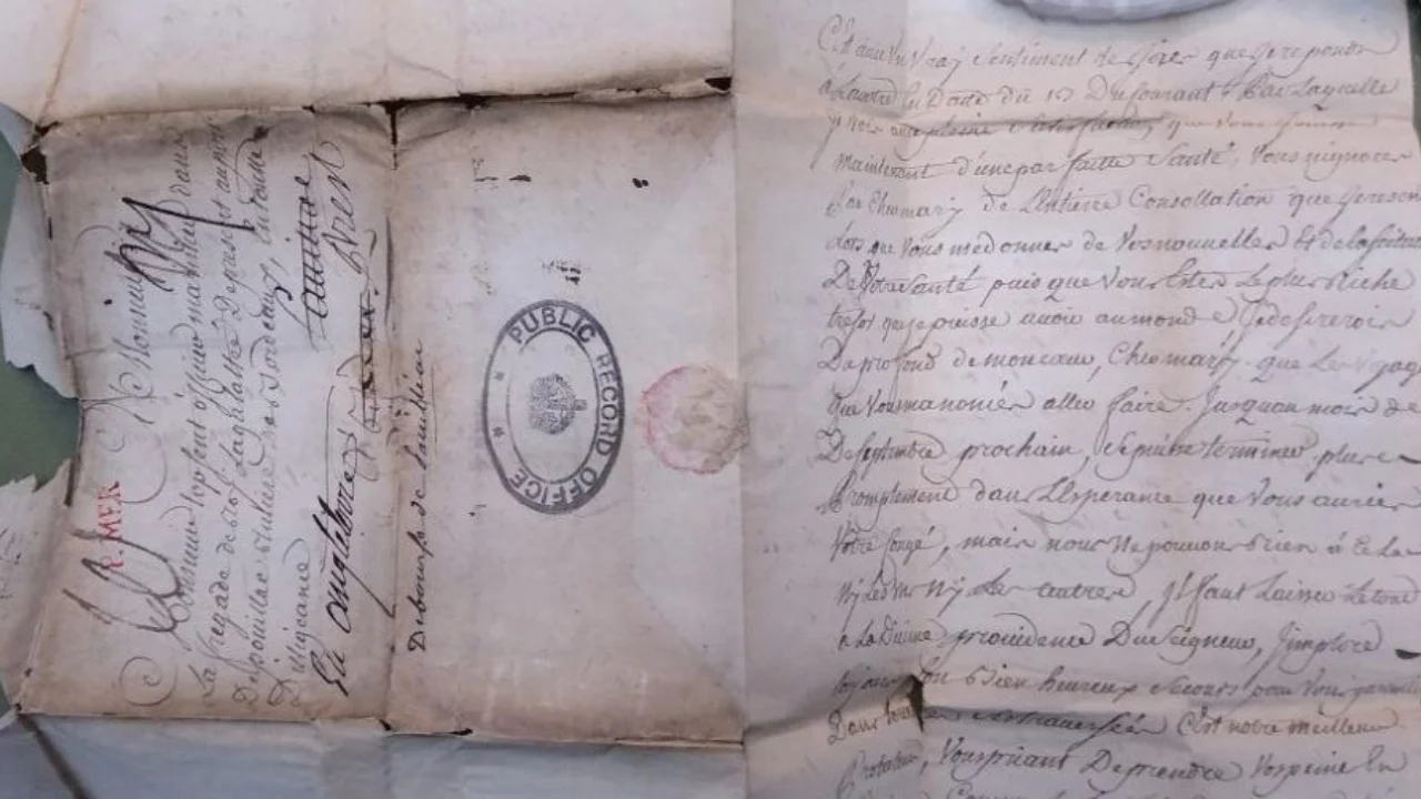 Nuk u lexuan kurrë nga marinarët francezë, hapen pas 260 vjetësh letrat e dashurisë!